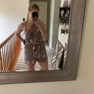 🤍3/$20 New York & Co Cute Spring Romper